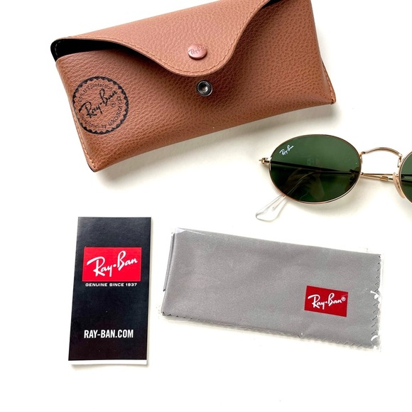 Ray-Ban Gold Frame Sunglasses with Green Lenses - Picture 2 of 3